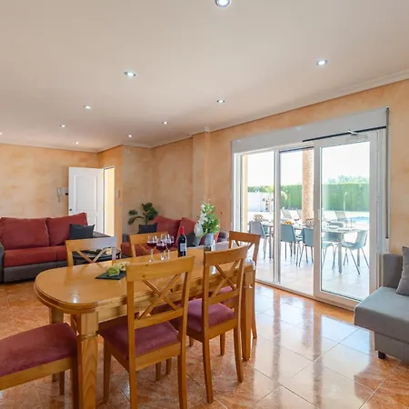 Fidalsa Dom Perignon ヴィラ